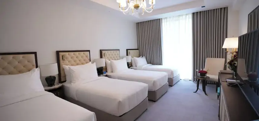 Peninsula Worth Hotel image